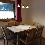 Bailom Apartamento Bach (Tyrol)